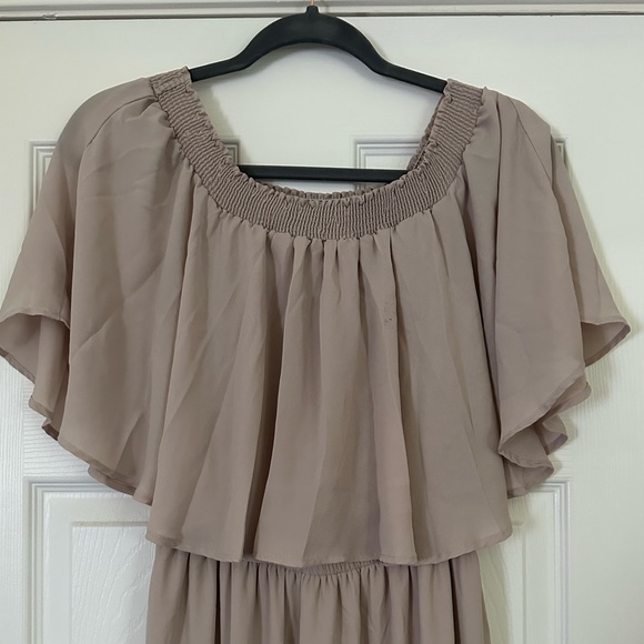 Show Me Your MuMu Off The Should Maxi Dress - Picture 3 of 9